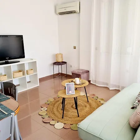 Apartment Apartamento 1hab. En Benalbeach Con Vistas Al Mar